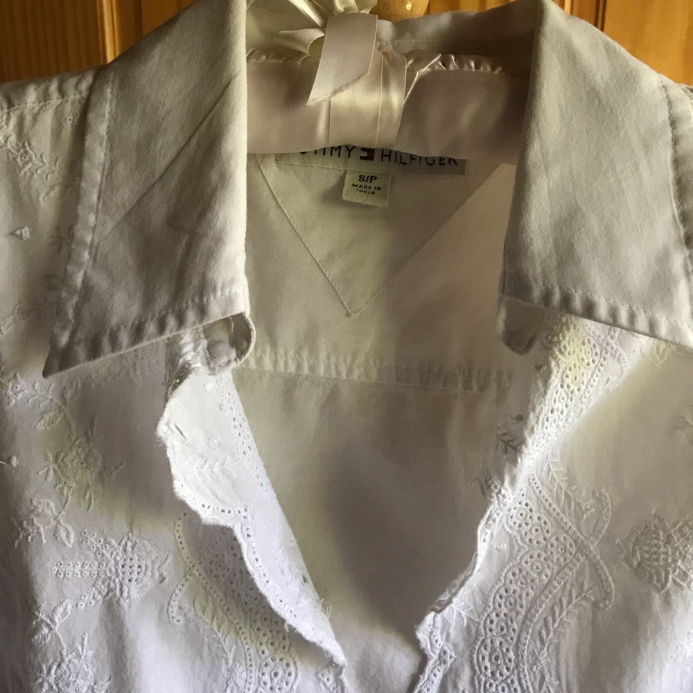 BLOUSE - Picture 2 of 9